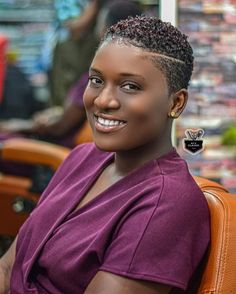 Short Natural Haircuts For Round Faces, Haircut Designs For Women Black, Bald Fade Women Black, Short Hair Styles African American