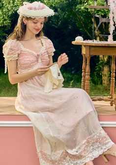 Regency Fashion Women, Flower Long Dress, Long Flower Dress, Vestidos Color Rosa, Princess Flower, Regency Dress, Regency Fashion, Organza Flowers, Summer Rose