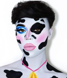 Simple Cow Makeup, Cat Face Makeup, Unconventional Makeup, Ideas Maquillaje, Hacks Makeup, Makeup Christmas, Halloween Makeup Diy