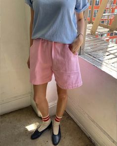 model wearing bubblegum pink cotton shorts with side pockets and elastic waistband Shorts Drawing, Classic Denim Shorts, Staple Dress, City Shorts, Diffuser Jewelry, Jumpsuit Jacket, Perfect Wardrobe, Hair Fragrance, Scarf Hairstyles