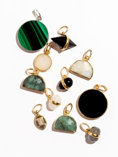 It's rare to find a pendant with the unique blend of modern, organic and bold. The Jessica pendants are that and more! Large, high polished gemstones are set in a substantial bezel to give these pendants a look that can go easy casual to dress up date night. Malachite Healing Properties: Self-WorthCommitmentWillpower Metal: Vermeil or Sterling Silver Pendant Stone: MalachitePendant dimension: 19 mm Modern Jewelry With Large Round Pendant, Modern Everyday Jewelry With Gemstones, Fusion Jewelry With Detachable Round Pendant, Modern Everyday Gemstone Jewelry, Modern Round Natural Stone Necklaces, Modern Round Large Pendant Jewelry, Modern Jewelry With Natural Stones For Gift, Modern Natural Stone Jewelry For Gifts, Modern Natural Stone Pendant Jewelry