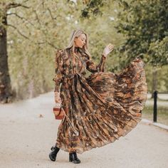 Great Condition! Seen On Many Bloggers. Has Removable Belt And Black Slip. I Still Have The Original Tag As Well. Fits Oversized For A 4, Could Fit Size 6 And Maybe Even 8. Ulla Johnson Dress, Black Slip Ons, Ulla Johnson, Black Tan, Black And Tan, A 4, The Original, Colorful Dresses, Size 4