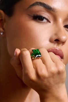 Emerald Statement Ring, Emerald Green Jewelry, Emerald Stone Rings, Health And Hygiene, Midi Bridesmaid Dress, Summer Pregnancy, Wedding Guest Looks, Maxi Dress Prom, Dream Engagement