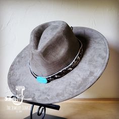 If you’re looking for the perfect accessory to complement your favorite boho style, look no further. The Boho-Style Western Felt Hat w/ Hair-on-Hide Leather Hat Band by The Jewelry Junkie is absolutely everything that you need. Not only is it easy to incorporate into any and all outfits, but the genuine leather of the band immediately elevates whatever it is you’re wearing. Match your one-of-a-kind hat with any one of the matching accessories that we have for a completely gorgeous look. One Size Rustic Adjustable Felt Hat For Festival, Western Felt Hat For Vacation, Western Style Felt Hat For Vacation, Western Style Felt Hat For The Beach, Western Felt Hat For Beach, One Size Fits Most, Turquoise Adjustable Fedora With Curved Brim, Adjustable Turquoise Fedora With Curved Brim, Adjustable Turquoise Hat With Curved Brim, Adjustable Turquoise Fedora