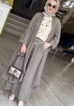 Item NO.: WV_A277Price: US$ 17.00Category: Islamic ClothingColor: greySize: S, M, L, XL, 2XLDescription: InenDetail: This Women Spring Summer Loose Top And Casual Wide Leg Pants Two-Piece Set Is a Great Buy For Ladies.Global Lover Offer High-End Wholesale Islamic Clothing And Hope Ladies Find Here a Warm And Exciting Place To Shop Affordable Wholesale Muslim Clothing - Cheap Modest Dresses, Kaftan, Abaya, Hijab Robe...When You Need More Muslim Clothing, You Can Always Find What You Need On... Wide Leg Pant Suit, Fall Winter Dresses, Casual Wide Leg Pants, Style Japonais, Loose Top