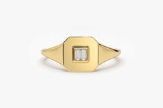 "Baguette Diamond Pinky Ring in 14k Solid Gold / Diamond Signet Ring / Simple Classic Minimalist Baguette Pinky Ring / Diamond Ring Item Details *Made to Order *Gold Kt: 14K (also available in 18K & Platinum upon request) *Available Gold Color: Rose Gold, Yellow Gold, White Gold *Baguette Diamond: 2 pcs 3 x 1.25 MM *Total CTW: 0.09 * Diamond Color-Clarity: G Color VS2 Clarity *Ready to Ship in 7-10 Business Days If you have any additional questions about this ring, just hit the \"Message Fer Pinky Ring Diamond, Diamond Pinky Ring, Diamond Rings With Price, Diamond Signet Ring, Measure Ring Size, Antique Diamond Rings, Gold Armband, Ring Simple, Ruby Jewelry