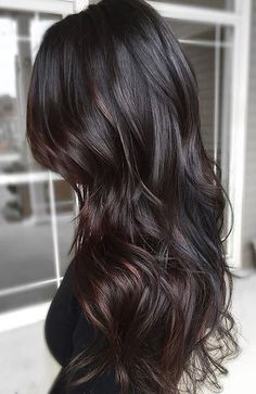 Rambut Brunette, Black Hair Balayage, Brown Ombre Hair, Blond Balayage, Black Hair With Highlights, Fall Hair Color For Brunettes, Red Highlights, Long Dark Hair, Dark Brown Hair Color