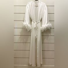 Long Silky Material Robe With Feather Cuff Trim. Perfect For All My Brides! Wear While Getting Your Hair And Makeup Done On Your Special Day! Today Is Your Day To Be Extra Material: Shell-97% Polyester 3% Spandex Hand Wash Cold No Bleach Hang To Dry Winter Robes, Feather Cuff, Today Is Your Day, Soft Robes, Embroidered Kimono, Wedding Kimono, Satin Kimono, White Bride, Feather Trim