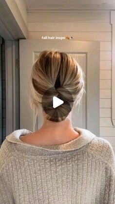 stylishbyamy on Instagram: "save for inspo🤎
•
•
•
#bunhack #updo #hairhack #fall #fallhair #easyhairstyles #grwm #greasyhairstyle #dailyhairstyle #quickhairstyle #backtoschool #backtoschoolhairstyles #hairinspiration #hairstyles #hair #workhairstyle #simplehairstyles #hairinspo #hairtutorial #hairhacks #easyhairstyles #style #hairhacks
@audreyannej" Hairstyles Bubble, Bubble Braids, Easy Bun Hairstyles, Hairstyles Videos, Peinados Recogidos, Daily Hairstyles, Greasy Hair Hairstyles, Pinterest Hair, Hair Help