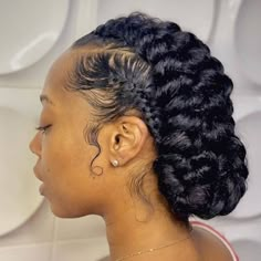 Cute Natural Hairstyles Protective Styles, High End Chicken Recipes, Protective Hairstyles With Natural Hair, Natural Hair Jewelry, Natural Hair Updo Wedding, Tapered Natural Hair Cut, Flat Twist Hairstyles, Natural Braided Hairstyles, 2 Braids