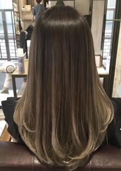 Balayage Straight Hair, Black Hair Balayage, Hair Streaks, Hairstyles For Layered Hair, Hair With Highlights