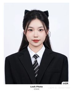 Korean School Id Picture, Kpop Id Picture School, Hairstyles For Id Photo, School Profile Picture Ideas, Korean Id Picture, Korean Profile Picture Photoshoot, School Id Pictures Makeup, Id Picture Formal Attire Template, Korean Id Photo Template