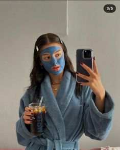 Aesthetic Azul, Skin Care Aesthetic, Youtube Ideas, Pinterest Life, Simple Skincare Routine, Life Quality, Care Aesthetic, Healthy Lifestyle Inspiration, Self Care Activities