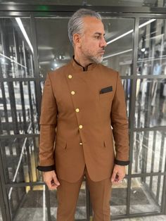 Collection : 2024/2025 spring/summer🔆Product : Tyler Slim Fit Special Designed Brown SuitColor: Brown Available Size : 46-48-50-52-54-56Material Content: %55 Cotton %45 Polyester Spring Brown Office Suits, Brown Business Suits For Spring, Brown Semi-formal Suits For Spring, Semi-formal Double-breasted Sets For Spring, Fitted Double-breasted Sets For Spring, Spring Business Set With Double-breasted Design, Spring Formal Fitted Bandhgala, Brown Slim Fit Sets For Workwear, Spring Slim Fit Business Sets