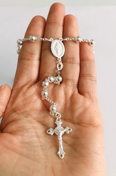 "Miraculous virgen 925 sterling silver italian rosary 30\" long . for protection and good luck , wedding, communion. made in italy 5 mm beads gr: 26 rosario de plata esterlina de la virgen de la milagrosa 925 silver, 30\" largo . para proteccion y buena suerte . hecho en italia 5 mm beads gr: 26" Silver Cross Jewelry With 8mm Beads, Sterling Silver White Gold Rosary As Gift, White Gold Sterling Silver Rosary As Gift, Silver Cross Jewelry With Miraculous Medal, Silver Crucifix Jewelry With 8mm Beads, Silver Round Rosary For Spiritual Use, Silver Miraculous Medal Necklace With Round Beads, Nickel-free Silver Cross Rosary Bracelet, Silver Spiritual Rosary