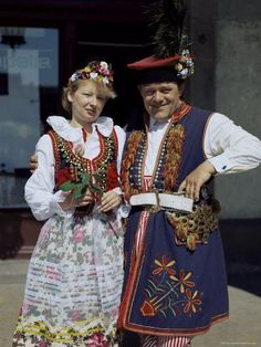 size: 24x18in Photographic Print: Traditional Dress, Poland Poster by Adina Tovy : Artists Polish Traditional Costume, Polish People, Polish Traditions, Polish Clothing, Hungarian Embroidery, Folk Clothing, Folk Dresses, Folk Dance, Art Populaire