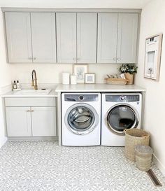 Discover the latest trends in laundry room designs for 2024, where functionality meets elegance. From modern aesthetics with sleek sinks to rustic and farmhouse styles with statement basins, find inspiration for spaces that combine luxe touches, smart storage, and the cozy charm of natural light. Transform your laundry routine into a luxurious experience. White Laundry Rooms, Laundry Room Sink, Laundry Room Flooring, White Laundry, Laundry Room Inspiration, Laundry Room Remodel, Laundry Decor