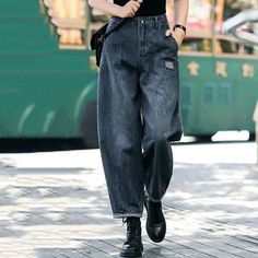 Product information: Thickness: thick Fabric name: denim Color: N7566# inelastic nostalgia Pants length: trousers Waist type: high waist Size: S (size 26),M (size 27-28),L (size 29-30),XL (size 31-32),2XL (size 33),3XL (size 34) Style type: Japanese and Korean casual Style: straight-leg pants Style: casual style Craft: resin solid color Size: Note: 1. Asian sizes are 1 to 2 sizes smaller than European and American people. Choose the larger size if your size between two sizes. Please allow 2-3cm Sarouel Pants, Jeans Trend, Moda Denim, Mode Jeans, Fall Denim, Mode Casual, Mid Dresses, Pocket Jeans, Colored Denim