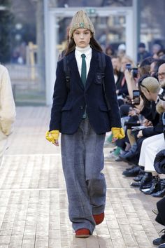 Eclectic Grandpa, Fun Outfits, Fall 2018, Flared Jeans, Suit And Tie, Mode Inspiration, School Outfits, Look Fashion, Paris Fashion