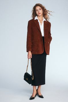 Women's Maillard Lambskin Suede Blazer
Features：

 	Product ID:SZ0077
 	Material:Shell:Lambskin,Lining:Polyester,Viscose
 	Season:Spring,Autumn,Winter
 	Color:Brown

Size Chat： Luxury Classic Suede Blazer, Luxury Suede Blazer For Fall, Winter Business Blazer, Suede Blazer Outfit, Blazer With Skirt, Fashion Expression, Suede Blazer, Blazer Outfit, Business Casual Outfits For Work