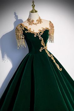 Gorgeous Dark Green A-line Long Formal Gown with Gold High Neck Green Ball Gown, Gaun Abad Pertengahan, डिजाइनर कपड़े, Long Formal Gowns, Long Formal Dress, Fantasy Dresses, Beaded Prom Dress, Fantasy Gowns, فستان سهرة