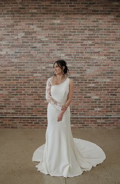 Eddy K // Lana - Ivory/Skin - Size 12 - https://www.brickandbustlebridal.com