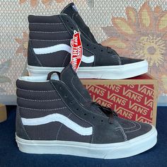 New In The Box Authentic Women’s Vans Sk8-Hi Textured Asphalt Vn0005u9107 Sneakers - Athletic Shoes Hi Top Vans, Vans Shoes Women, Low Top Vans, Vans Old Skool Low, White Platform Shoes, Sk8 Hi Vans, Platform Vans, Black And White Vans, White Platform Sneakers