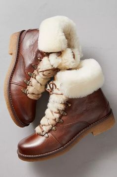 Winter Lace-up Ankle Boots With Lug Sole, Brown Lace-up Moto Boots For Winter, Winter Rugged Lace-up Moto Boots, Casual Moto Boots With Laces For Winter, Rugged Lace-up Moto Boots For Winter, Cozy Leather Boots For Fall, Brown Lace-up Winter Boots, Rugged Ankle Boots For Winter, Brown Lace-up Boots For Winter