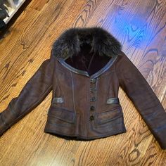 Size Extra Small. Shearling With Fox Fur Collar, Distressed Leather Exterior. Button Loop Closure. Like New!!! Excellent Condition. True To Size. Distressed Leather, Fur Collars, Shearling Jacket, Cole Haan, Fox Fur, Like New, Jackets & Coats, Jackets For Women, Women Shopping