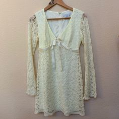 Charlotte Russe White Ivory Lace Long Sleeve Dress -Medium -V Neck -Bell Long Sleeves -Ribbon Detailing At Chest Area -Fully Lined Except At Sleeves **Color Is An Ivory/Creamy White** See Photos For Material Content/Care Info. Condition: New Without Tags, Excellent Condition, No Stains, No Rips. Smoke Free Home. #Cls1819b3/11 Lana Del Rey White Dress, Lana Del Rey Looks, Lace Long Sleeve Dress, Lace Long Sleeve, Long Sleeve Lace Dress, Dress Medium, Ivory Lace, Babydoll Dress, Creamy White