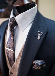 Getting married and want to stand out in your wedding suit? At Whitfield & Ward, we’ll help you find a unique look for both you and your #groomsmen. #countrywedding #groomsuit #navysuit Suit Tailoring, Men Brooch, Wedding Outfit Men, Designer Suits For Men, Clothes Men, Fashion Suits For Men, Bespoke Tailoring