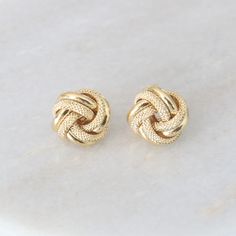 Metal: genuine 10k yellow gold (hollow) Size: 17 mm or 13 mm or 10 mm Weight: 2.6g or 1.75g or 0.85g | c u r a t e d | Visit our website for curated and modern pieces  https://www.menkduke.com | f a c e b o o k | Follow us on Facebook for new item announcements and discounts  https://www.facebook.com/menkDUKE/ | i n s t a g r a m | Follow us on instagram to see what we're up to @menkDUKE Gold Diamond Cut Earrings For Anniversary, Gold Plated Earrings For Anniversary, Gold 14k Stamped Wedding Earrings, Wedding Earrings In Yellow Gold Stamped 14k, Yellow Gold Stamped 14k Wedding Earrings, Classic Gold Earrings For Anniversary, Wedding Gold Earrings Stamped 14k, Yellow Gold Wedding Earrings Stamped 14k, Gold Diamond Cut Earrings For Wedding