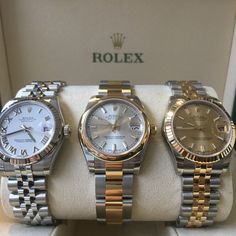 Stacked Bracelets, Rolex Watches Women, Rolex Women, Expensive Watches, Womens Watches Luxury, Classy Jewelry, Trik Fotografi, Stylish Watches, Seiko Watches