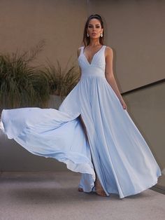 Neckline: V-neckSilhouette: A-Line/PrincessBuilt-in Bra: YesSleeve: SleevelessWaist: NaturalBack Style: ZipperHemline/Train: Floor-Length Flowy V-neck Dresses For Prom, Sleeveless V-neck Summer Prom Dress, Sleeveless V-neck Prom Dress, Flowy Sleeveless Prom Dress, Flowy V-neck Maxi Dress For Prom, Elegant Flowy V-neck Sleeveless Dress, Chic V-neck Sleeveless Wedding Dress, V-neck Maxi Dress With Fitted Bodice For Prom, Summer Bridesmaid Sleeveless V-neck Dress