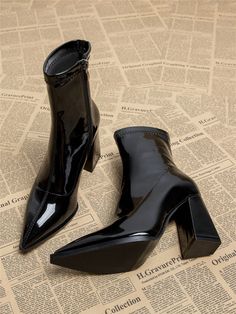 2024 New Women Fashion Elegant Black Ankle Boots, Pointed Toe, Chunky Heel, Autumn/Winter Black         Women Shoes, size features are:Bust: ,Length: ,Sleeve Length: Fall High Heels, Classy Boots For Women, Chunky Heel Boots Outfit, Ankle Boots Aesthetic, Elegant Winter Shoes, Trendy Boots For Women, Comfy Boots, Comfy Heels, Pointed Boots