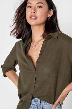 Olive Green Linen Top - Button Down Top - Long Sleeve Top - Lulus Breezy Summer Outfits, Olive Green Clothing, Linen Button Up, How To Style A Green Shirt, Button Ups For Women, Oversized Button Up, Long Sleeve Button Up Shirt Outfit, Olive Green Outfits, Olive Green Shirt Outfit