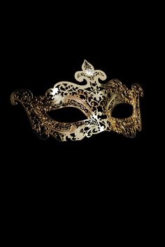 Luxury Elegant Black Mask, Gold Venetian Mask, Gold Mask Aesthetic, Black And Gold Masquerade Mask Stick, Black Masquerade Mask Aesthetic, Nesta Dress, Masquarade Masks, Indian Moodboard, Gold And Black Aesthetic