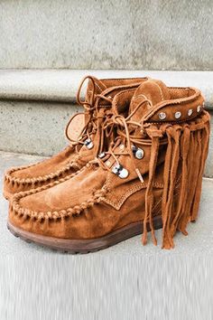 Tassels Rivets Faux Suede Boots Retro Boots, Strap Boots, Autumn Boots, Popular Boots, Faux Suede Boots, Roman Fashion, Leather Lace Up Boots, Fringe Boots, Retro Women