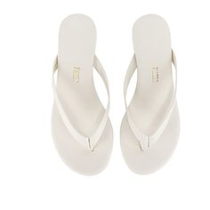 Tkees New Boyfriend Leather Thong Flip Flop Sandals Slides Flats Comfort Mules Matte Minimalist Size 7 Cream / Seashell / Off White Simple And Minimalist Design In Neutral Color Leads To The Ultimate In Comfort And Chic Apparel With These Slides. Upper Nappa Leather Insole Padded Nappa Leather Wider Thong Strap Outsole Natural Rubber Rubber Outsole Versatile Dress Them Up Or Down Made In Brazil Minimalist Style Great For Festivals Ballet Flats Sandals Are Brand New Without Tags With Marks Condit White Toe Strap Sandals For Summer, White Single Toe Strap Sandals For Summer, Summer Open Toe Flip Flops For Everyday, White Single Toe Strap Flip Flops For Spring, White Toe Post Summer Sandals, White Flip Flops For Poolside And Beach Season, White Flip Flops For Poolside And Summer, Chic White Flip Flops For Vacation, White Toe Post Flip Flops For Summer