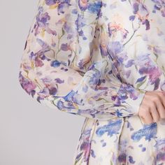 A romantic and delicate piece with a multicolored floral pattern in organza. Its structure includes puff sleeves with buttoned cuffs that create generous volume. Cut is quite loose, discreet front buttoning, small collar. A sophisticated and breathable blouse, ideal for the summer season. It will be suitable for semi-formal occasions such as casual outings or garden parties. Pair with linen pants or a flowing skirt to create an elegant summer outfit. Can also be paired with jeans for a more casu Elegant Summer Outfits, Organza Shirt, Shirt Blouses Women's, April Birthstone Jewelry, March Birthstone Jewelry, Forever Jewelry, Garden Parties, Flowing Skirt, Versatile Outfits