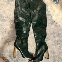 Shoes | Worn Once Over The Knee Hunter Green Boot With Gold Heelwomen Size 39885 | Poshmark