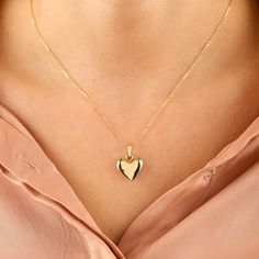 "14K Gold Engrevable Heart Pendant, Personalized Heart Necklace, Dainty Custom Heart Necklace Bridesmaid Gift,Baby Birth or Christmas Gift A sweet reminder of your love ❤ Two Sided Engrevable heart necklace. Personalized Heart Necklace, Initial Necklace, Kids Initials, Custom Mothers Gift, Dainty Heart Choker, Flower Girl Gift, Gift for Her D E T A I L S Material: * 100% 14K(585) Real Gold (no gold-filled or no gold plated material) Karat: 14k (585) Heart Width: 15 mm Heart Height: 16 mm Default Mother's Day Heart Cut Locket Necklace With Heart Charm, Heart Cut Locket Necklace With Heart Charm As Gift, Heart Cut Locket Necklace As A Gift, Heart Locket Necklace For Valentine's Day, Personalized Heart Pendant Locket Necklace For Mom, Valentine's Day Heart Cut Locket Necklace With Heart Charm, Valentine's Day Heart Shaped Locket Necklace With Charm, Valentine's Day Heart Locket Necklace With Charm, Heart-shaped Locket Necklace For Mom For Valentine's Day