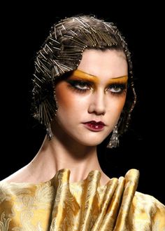 canyouwhoopit:  Daily details; Golden Years at Christian Dior Fall Winter 2009/2010 Hints of gold entwined in the accessories, clothes and makeup are further evidence of the true magic of Dior in this Fall collection from the legendary house.  this is the true magic ofJohn Galliano Mode Editorials, Editorial Hair, Creative Hairstyles, Editorial Makeup, John Galliano, Creative Makeup