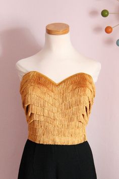 Eva Fringe top by MariaGuyeClothing on Etsy https://www.etsy.com/listing/254391275/eva-fringe-top Fringe Outfit, Mens Slacks, Clothing Art, Gold Fringe, Fringe Top, Eras Tour, Fancy Dresses, Nice Tops, Honeycomb