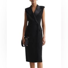 Brand New With Out Tag Sleek Tailored Structured Dress, Tailored Structured Evening Dress, Luxury Sleeveless Workwear Dress, Luxury Sleeveless Dress For Work, Tailored Structured Black Dress, Tailored Black Dress For Night Out, Black Tailored Sleek Dress, Elegant Tailored Sleeveless Dress, Chic Tailored Mini Dress For Evening