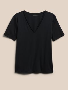 We call it "Luxe" for a reason: this soft tee uses a specially-knit interlock fabric, beloved for its midweight and sleek, polished look.  For best results, machine wash and air dry. .Breathable SEMI-FITTED: Cut for a not-too-tight, not-too-loose fit For A Reason, Polished Look, Style Me, Banana Republic, V Neck T Shirt, Loose Fitting, Fashion Outfits, V Neck, My Style