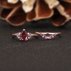 Unique Garnet Engagement Ring Set Art Deco Amethyst Curved - Etsy Ruby And Amethyst Ring, Amethyst And Ruby Ring, Garnet And Amethyst Ring, Purple Engagement Rings, Engament Rings, Amethyst And Garnet, Gemstone Wedding Ring, Garnet Wedding Rings, Garnet Wedding