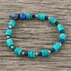 Bead Bracelet Ideas, Making Bracelets With Beads, Stone Bead Jewelry, Beaded Jewelry Bracelets, Diy Jewelry Necklace, Lapis Lazuli Beads, Necklace Ideas, Beads Bracelet Design, Blue Stones