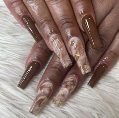 Gold Acrylic Nails, Brown Nails Design, Colored Acrylic Nails, Vibrant Nails, Dope Nail Designs, Shiny Nails