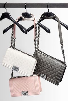 These are gorge !! Τσάντες Louis Vuitton, Chanel Flap Bag, Bag Obsession, Fashion Chanel, Chanel Chanel, Chanel Boy